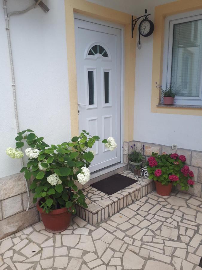 Miran Mostar